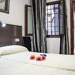 بيت ضيافة La Casa De Faroles قرطبة
