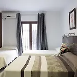 La Casa De Faroles 3* قرطبة