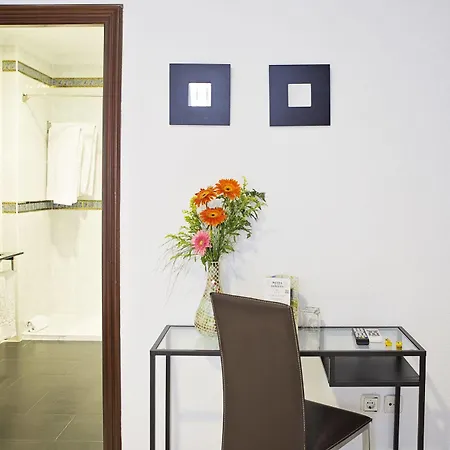 La Casa De Faroles 3*